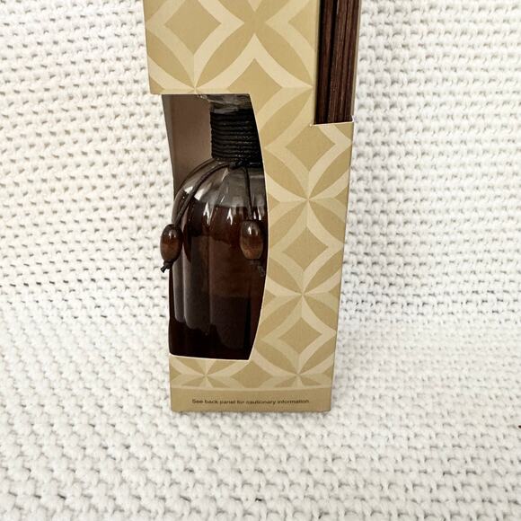 Pier 1 Imports Rare Discontinued Vintage Patchouli Reed Diffuser Kit New In Box - Picture 4 of 5